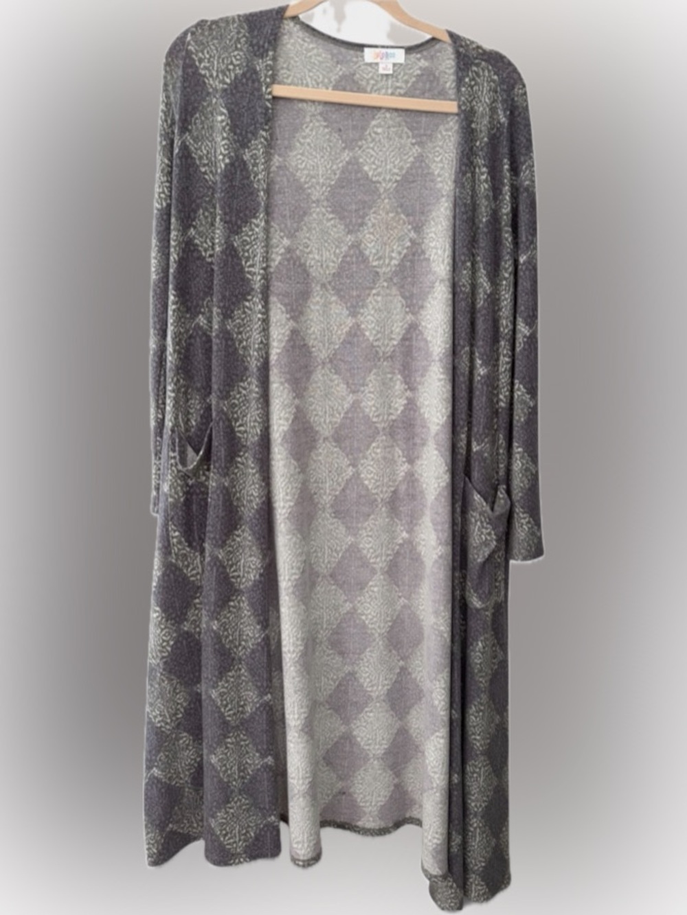LuLaRoe Gray Open-Front Duster with Diamond Pattern